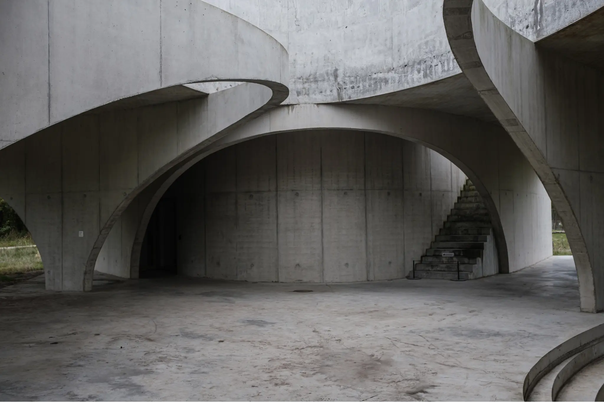 Understanding Gray Cement: Types, Properties, and Manufacturing